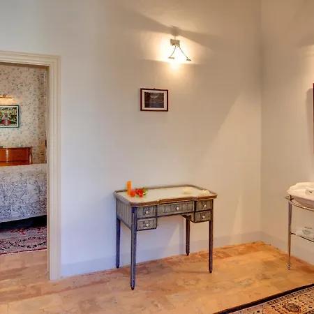 Вилла Sleeps 30 Pool Air Con