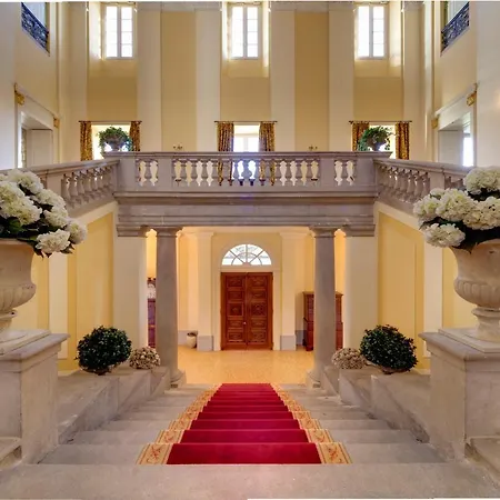 Sleeps 30 Pool Air Con Мольтрасио