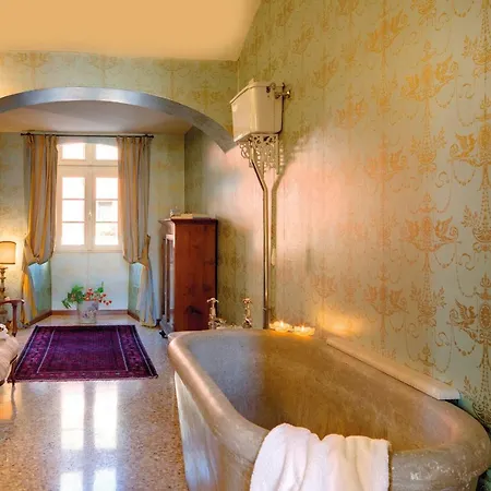 Sleeps 30 Pool Air Con Вилла *
